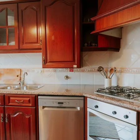 68 - Downtown Apartment