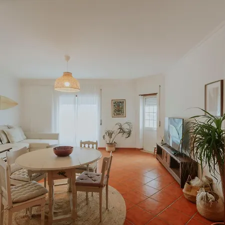 68 - Downtown Apartment Ferrel (Leiria)